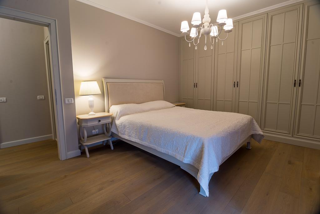 Apartament Alex อาราด ภายนอก รูปภาพ
