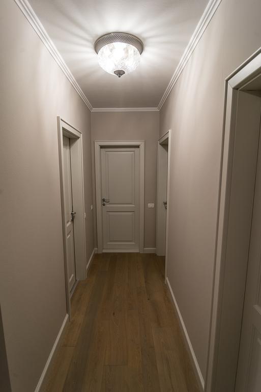 Apartament Alex อาราด ภายนอก รูปภาพ
