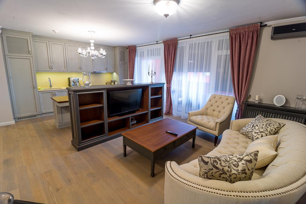 Apartament Alex อาราด ภายนอก รูปภาพ